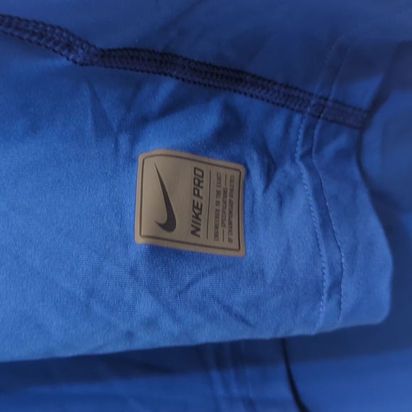 Duke Football Nike Pro T-shirt NWOT - Picture 2 of 4